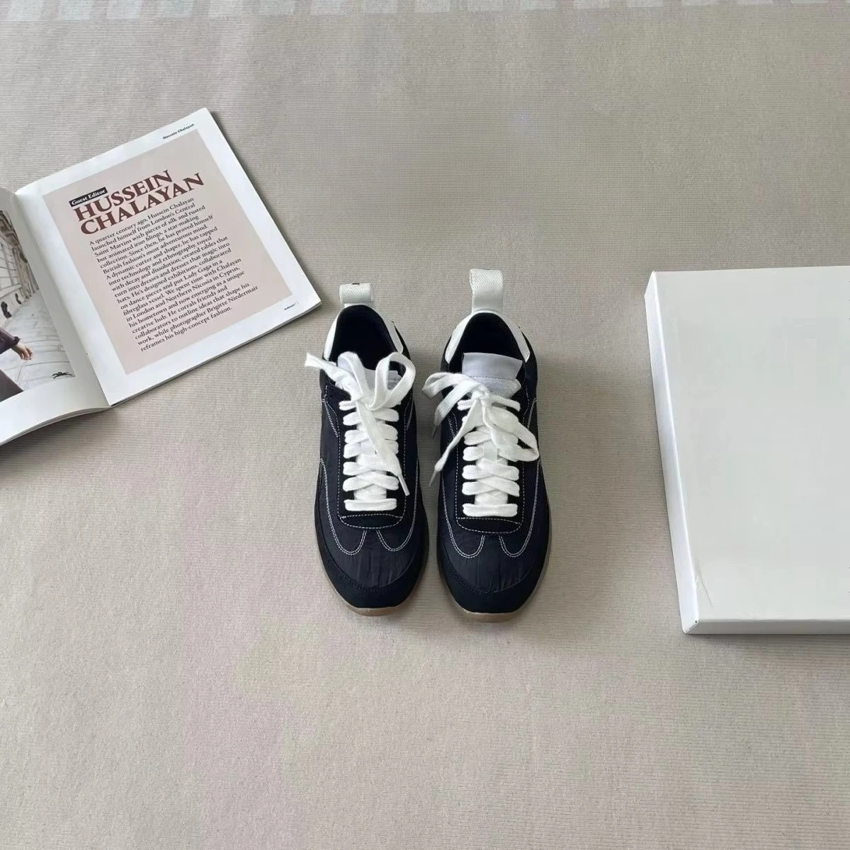 Luxury Couple Sneakers, Durabl - огляд і ціна Running Shoes Women